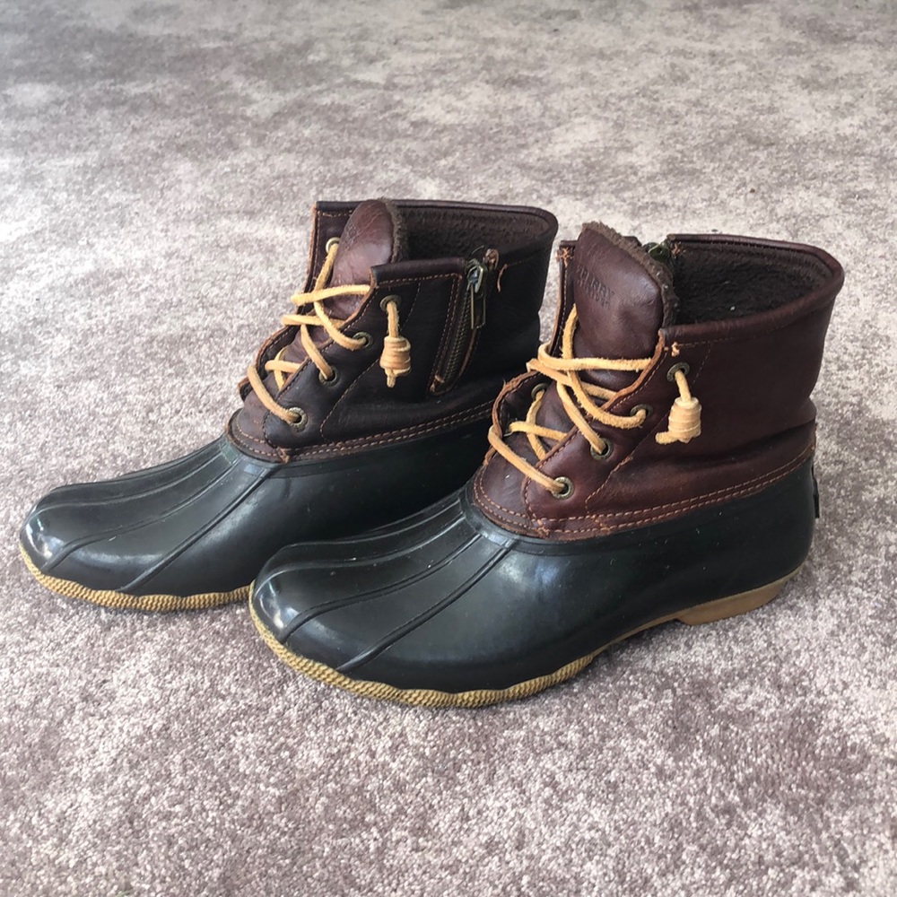 Sperrys boots